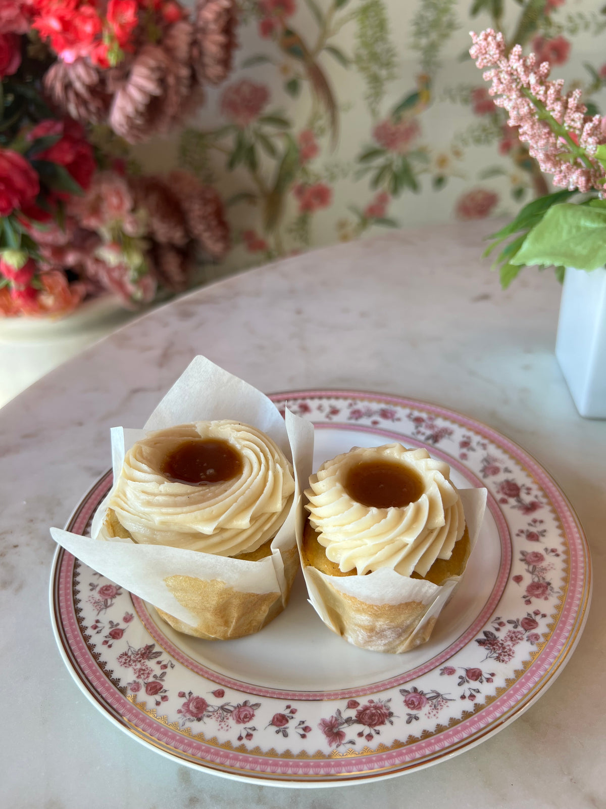Vanilla cupcake with salted caramel buttercream