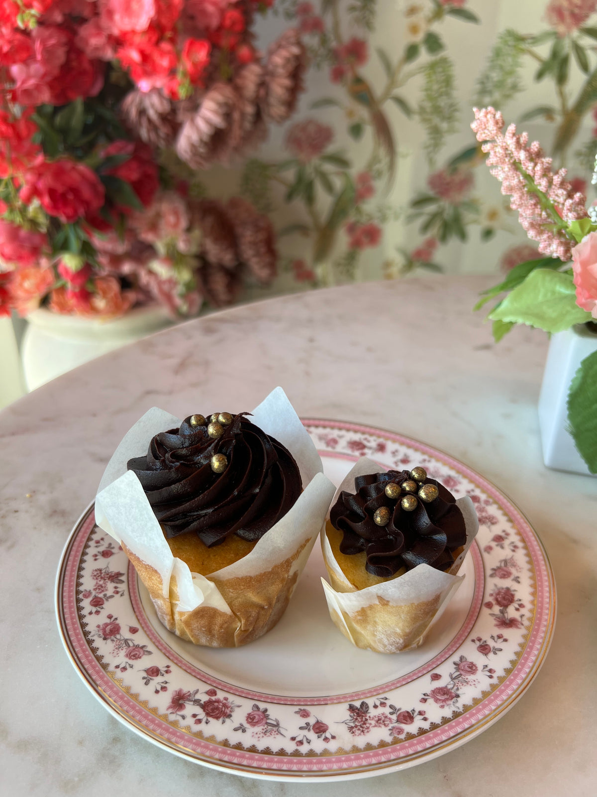 Vanilla cupcake with chocolate buttercream