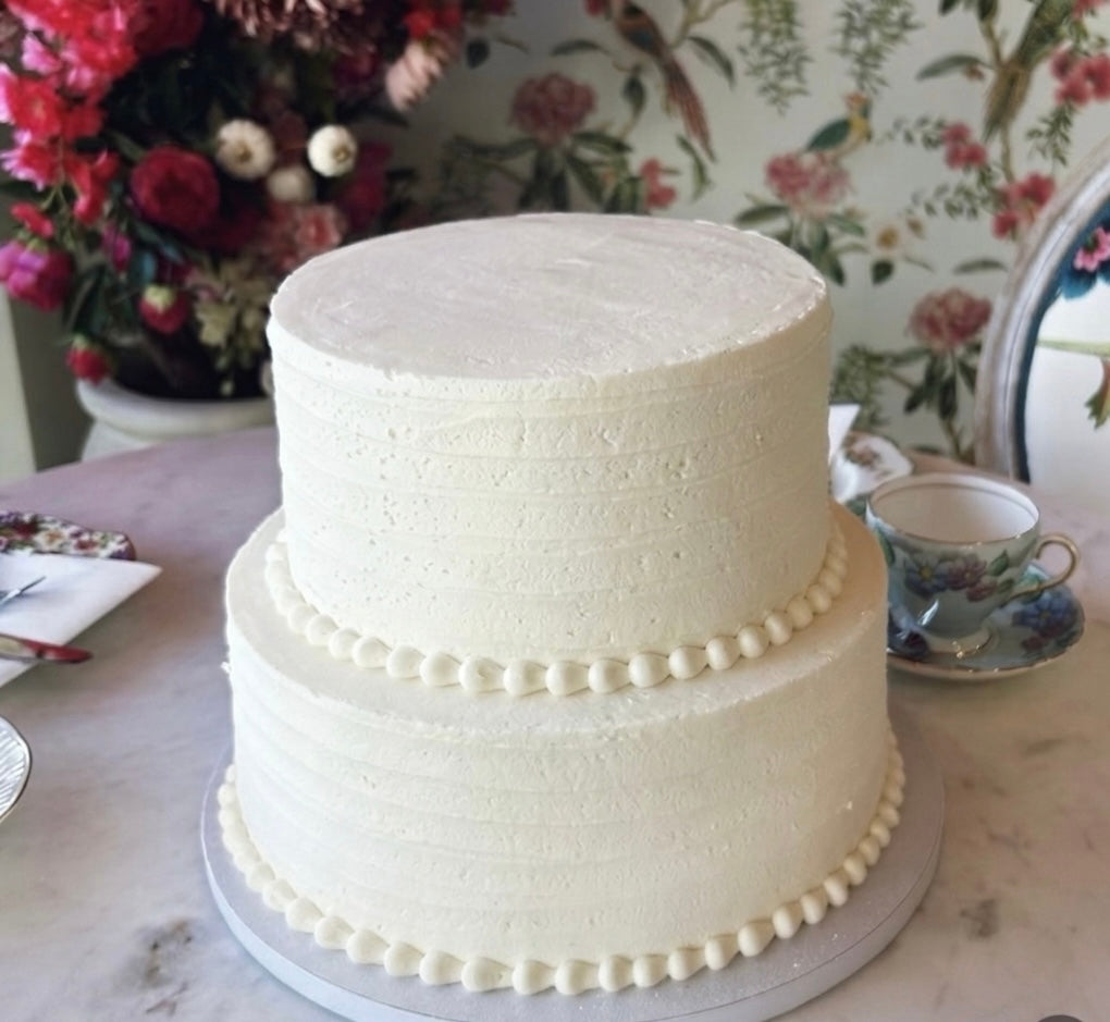 Signature Smooth Finish Wedding Cake